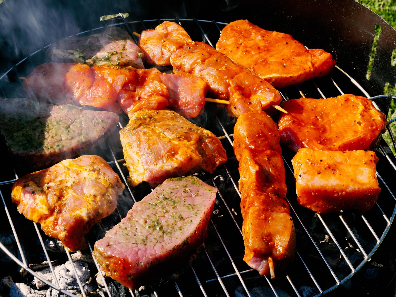 monikap-grilling-2563211_1280